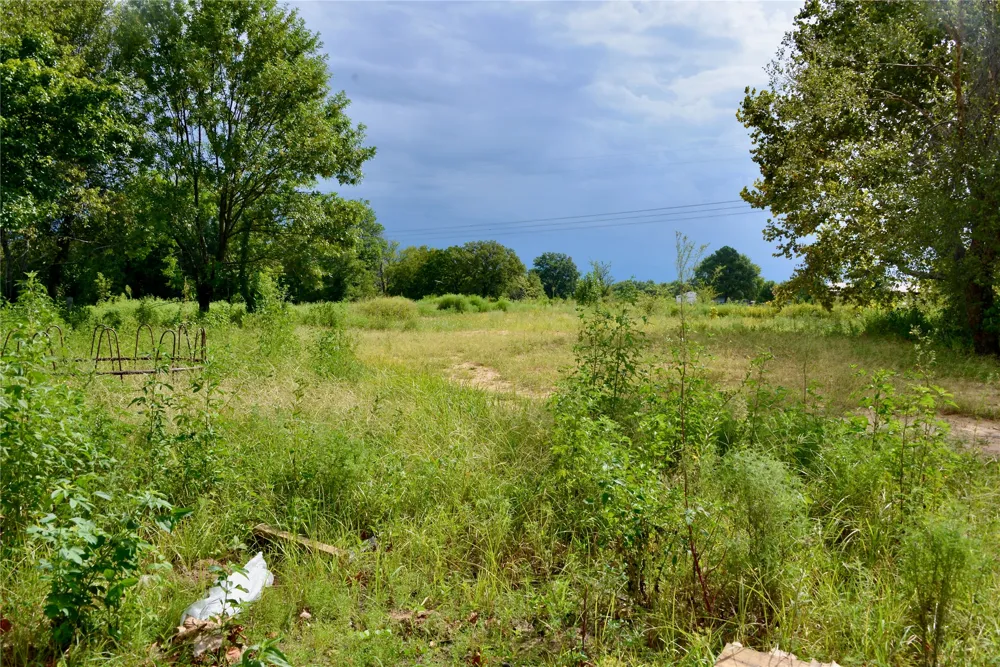 16401 E Hackberry Road Henryetta, OK 74437