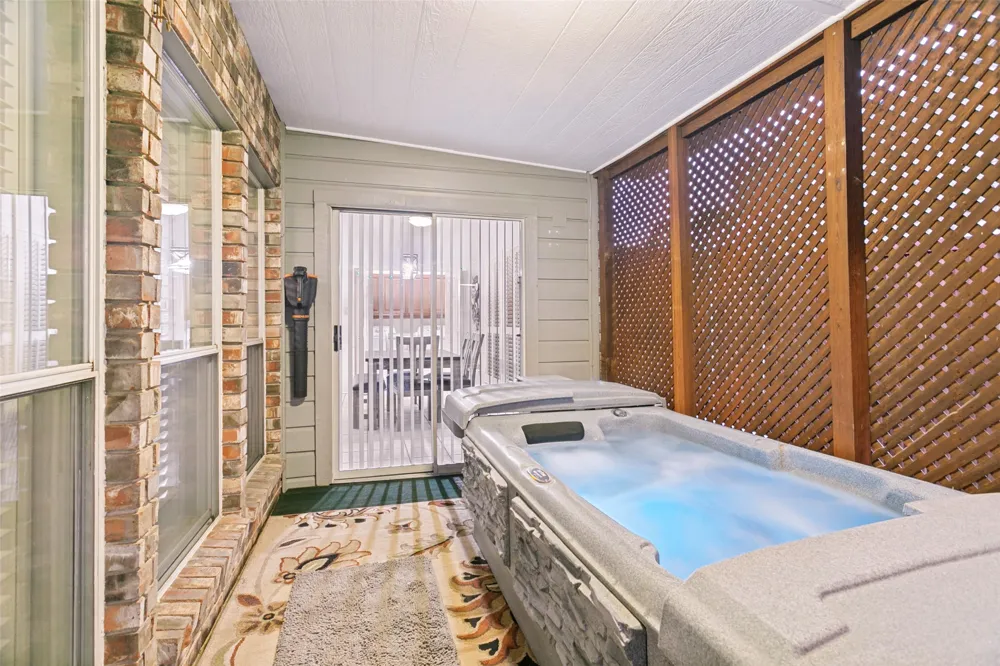521 Millican Drive Lewisville, TX 75057
