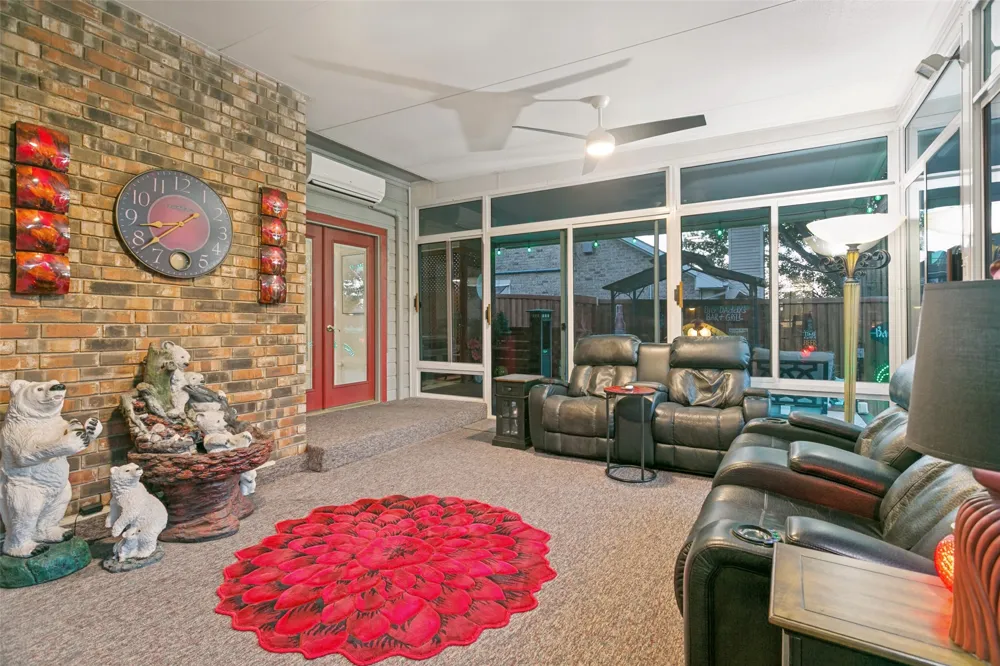 521 Millican Drive Lewisville, TX 75057