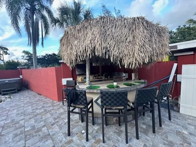 5800 PINETREE ROAD Parkland, FL 33067