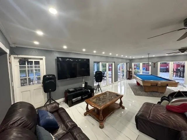 5800 PINETREE ROAD Parkland, FL 33067