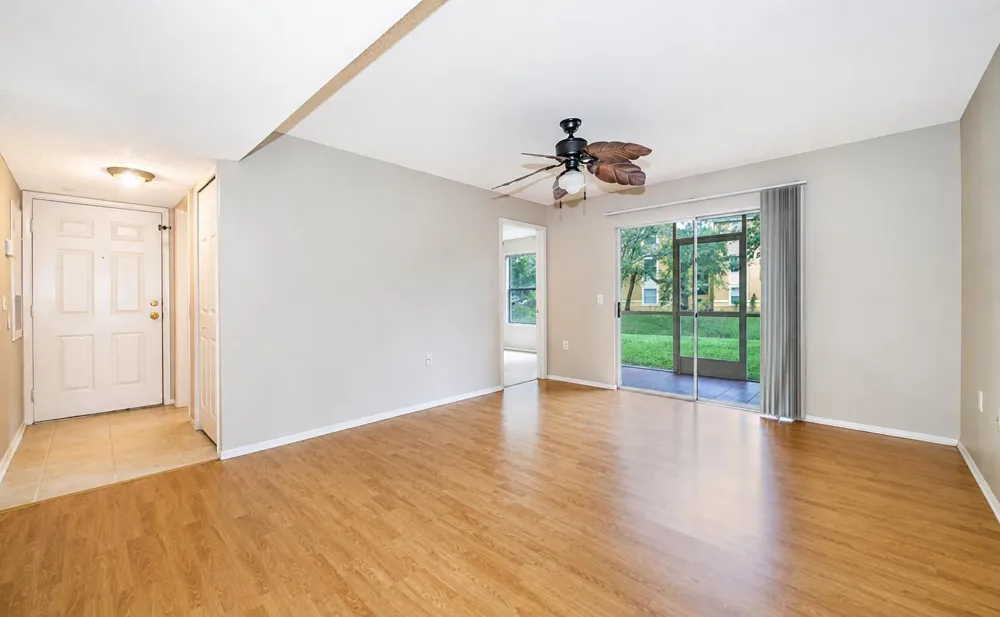 5283 IMAGES CIRCLE #104 Kissimmee, FL 34746