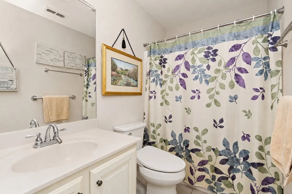 1104 Neeleys Bnd Spring Hill, TN 37174
