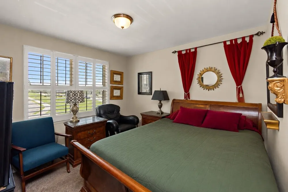 1104 Neeleys Bnd Spring Hill, TN 37174
