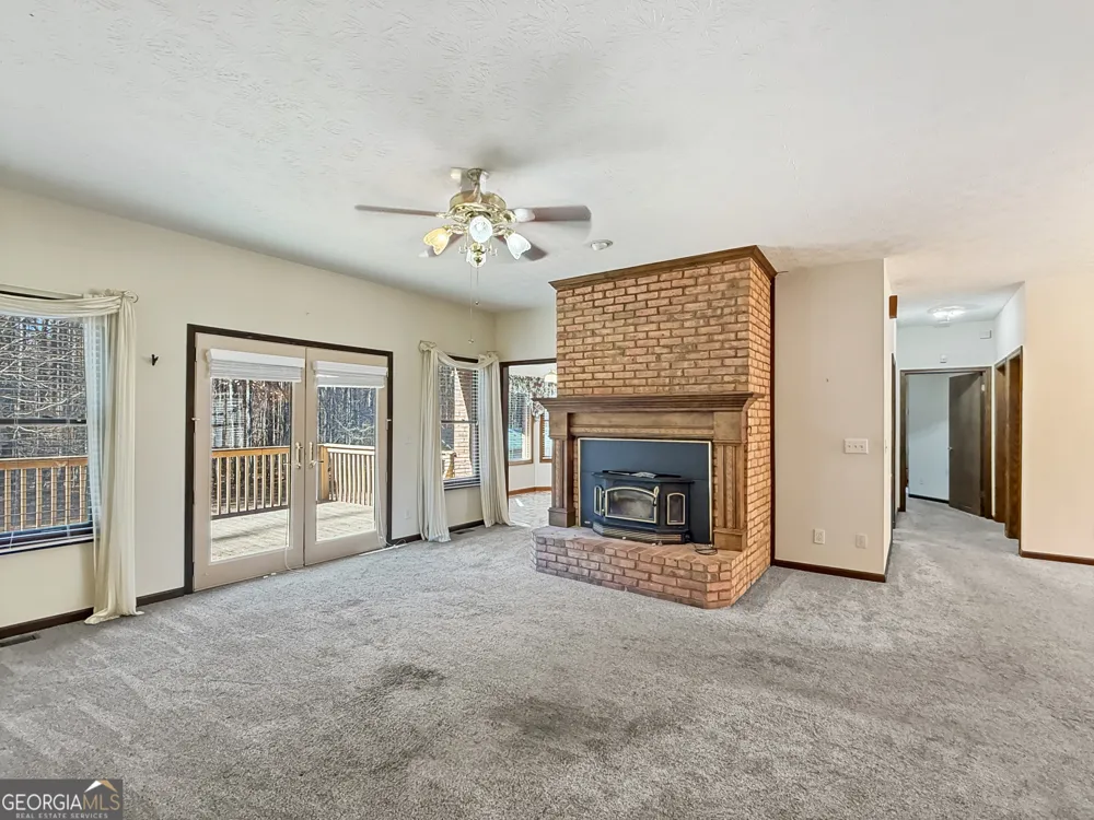 1100 Highway 54 Moreland, GA 30259