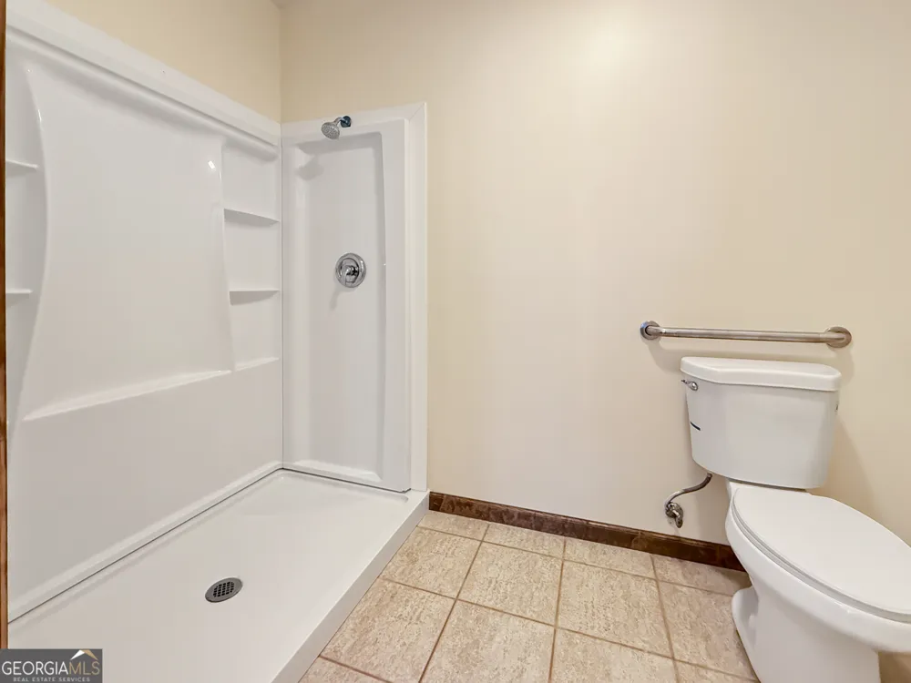 1100 Highway 54 Moreland, GA 30259