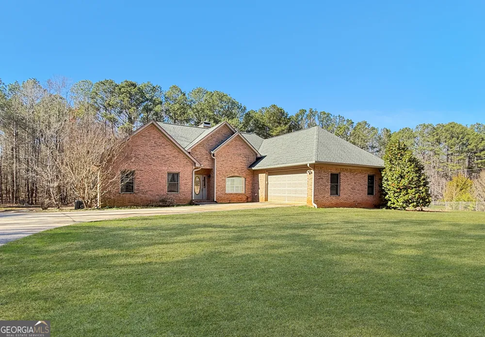 1100 Highway 54 Moreland, GA 30259