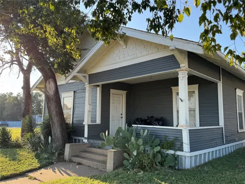 214 W Westhill Drive