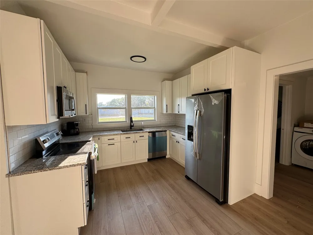 214 W Westhill Drive Cleburne, TX 76033