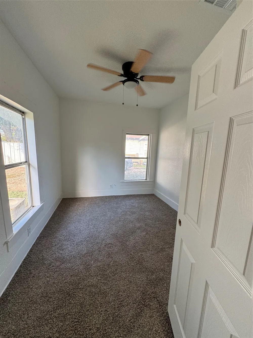 214 W Westhill Drive Cleburne, TX 76033