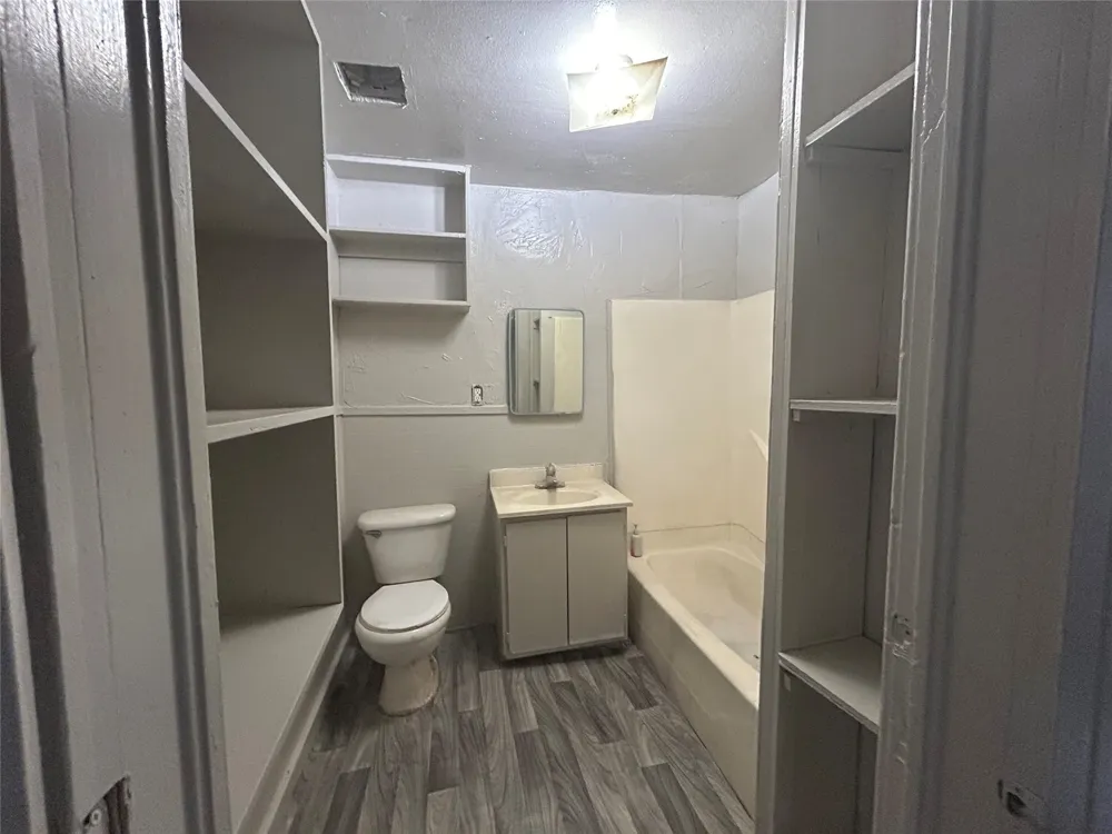 218 8th Street Joshua, TX 76058