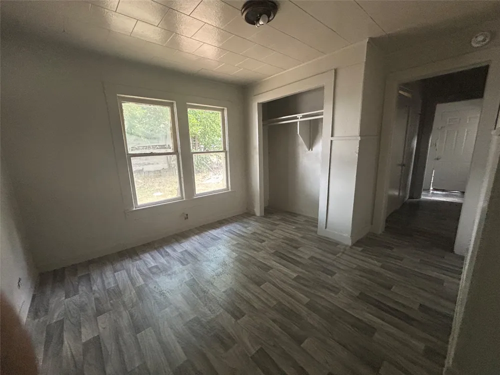 218 8th Street Joshua, TX 76058