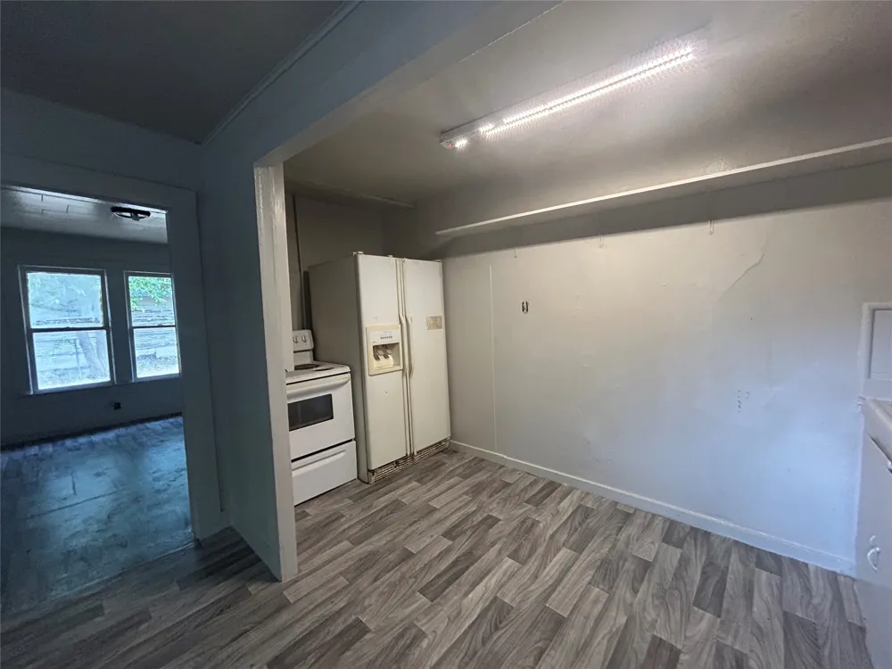 218 8th Street Joshua, TX 76058