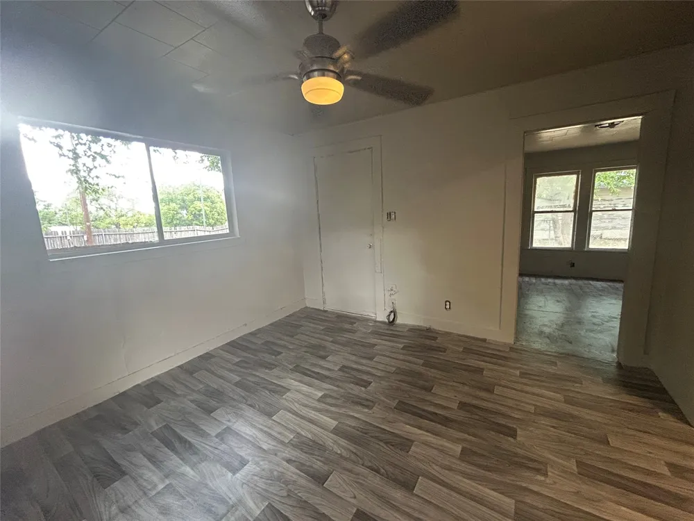 218 8th Street Joshua, TX 76058