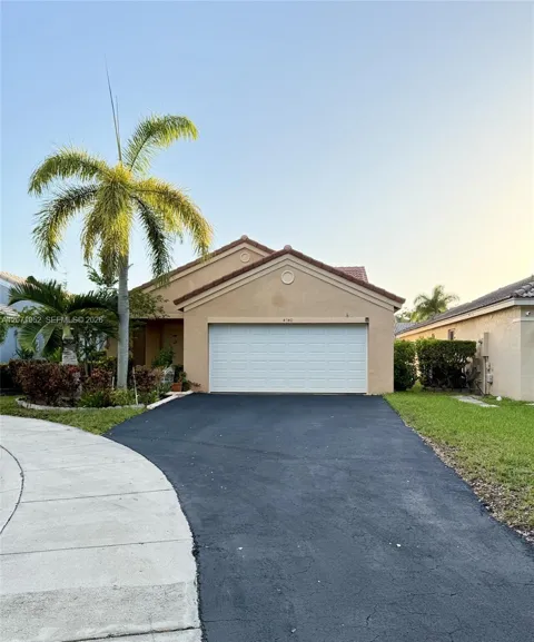4340 Pine Ridge Ct