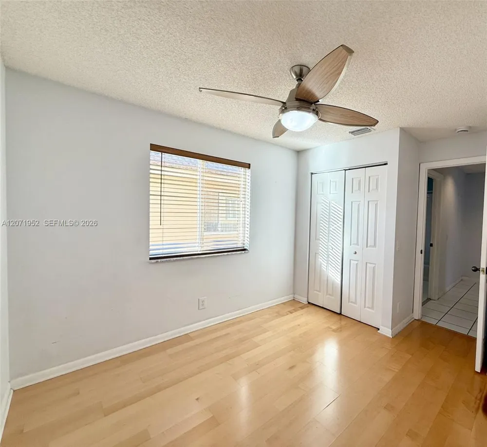 4340 Pine Ridge Ct Weston, FL 33331