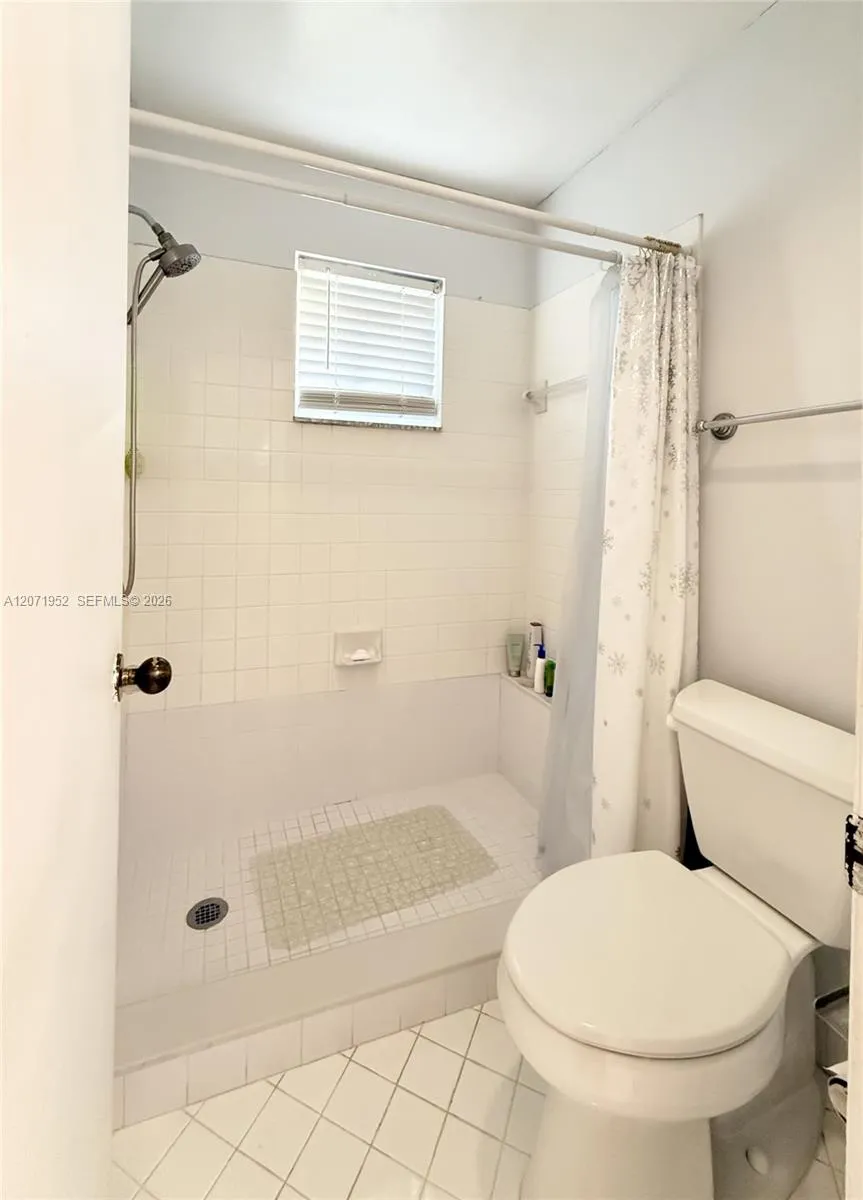 4340 Pine Ridge Ct Weston, FL 33331