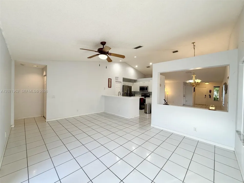 4340 Pine Ridge Ct Weston, FL 33331