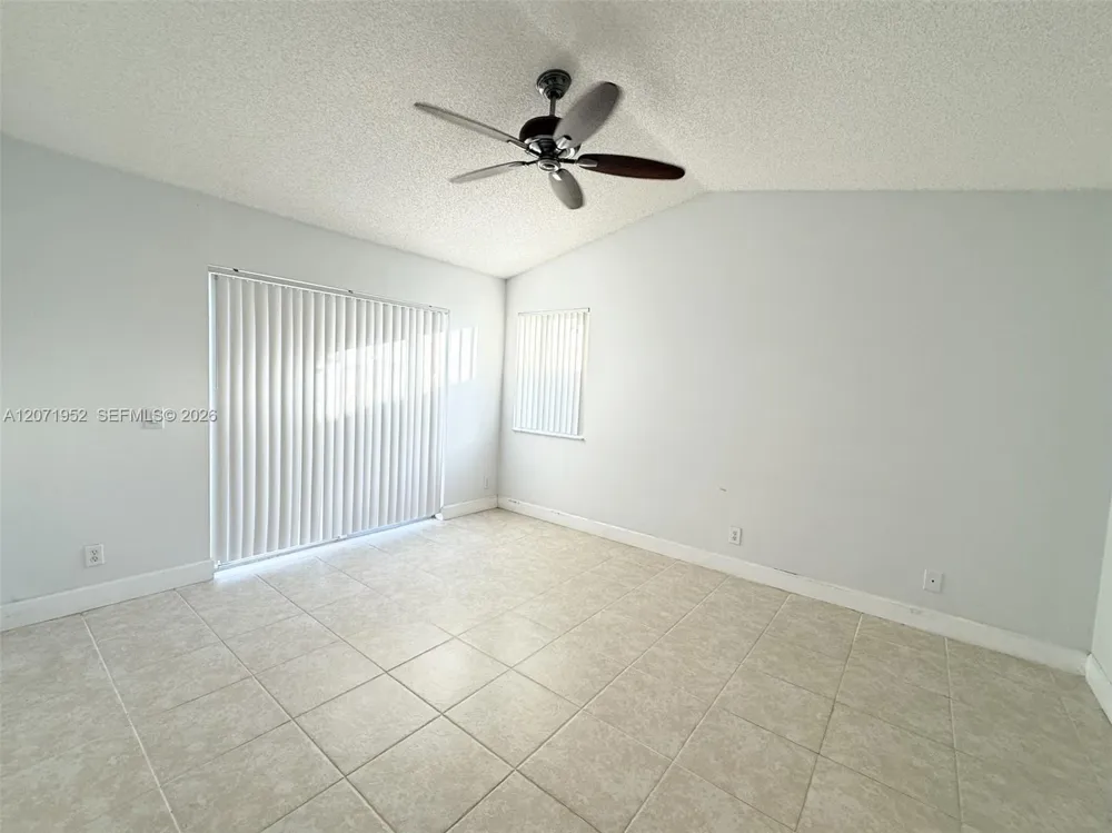 4340 Pine Ridge Ct Weston, FL 33331
