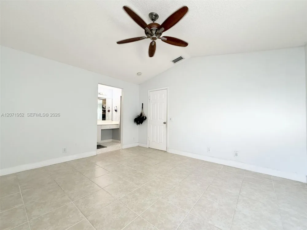 4340 Pine Ridge Ct Weston, FL 33331