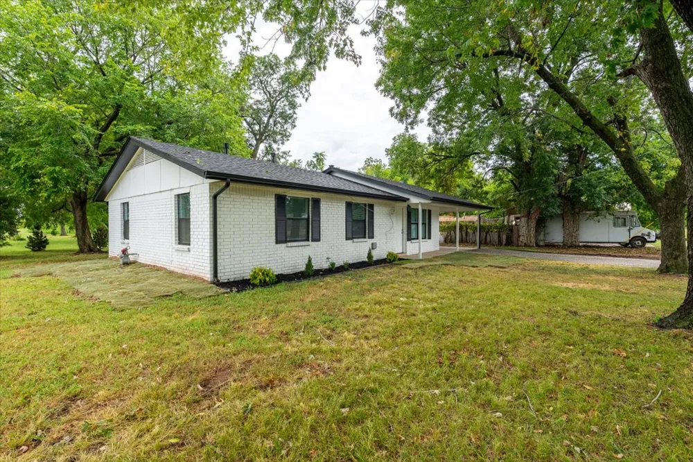 308 E Stadium Road Bixby, OK 74008