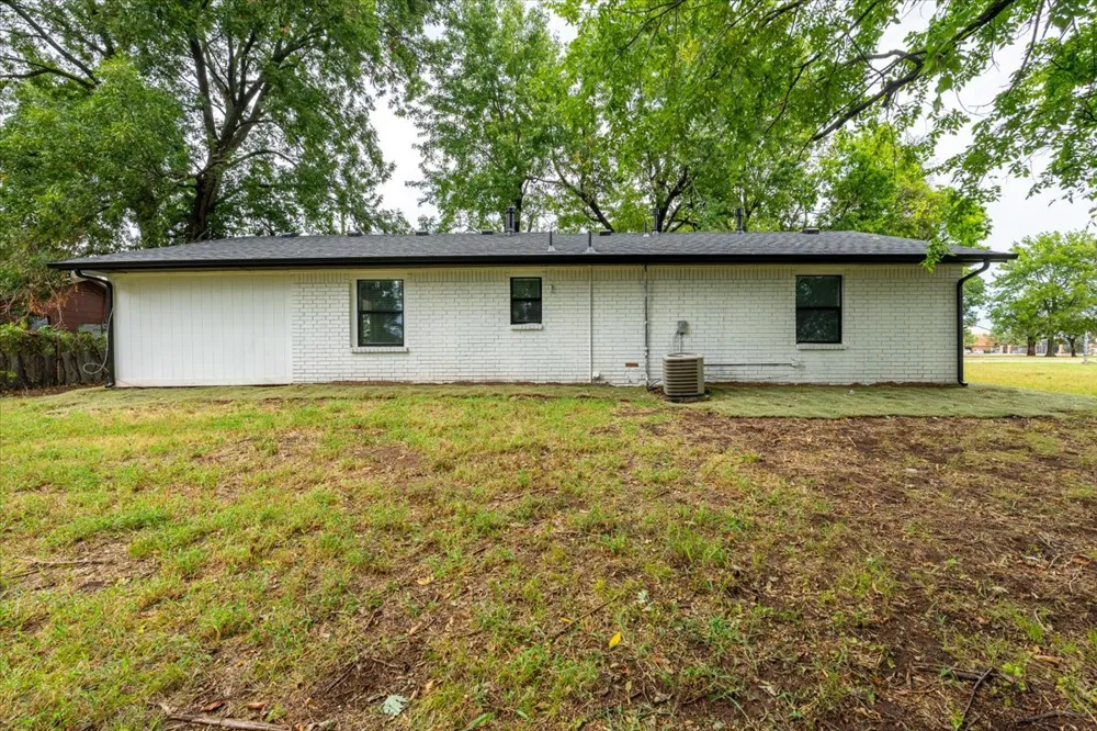 308 E Stadium Road Bixby, OK 74008