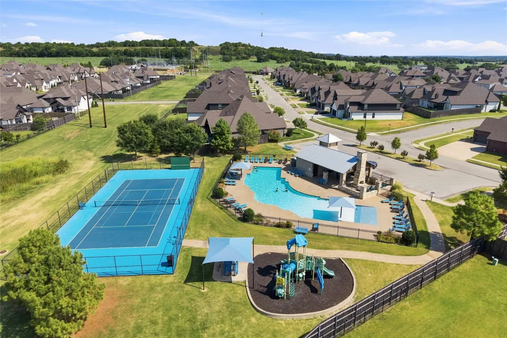 17189 E 43rd Street Tulsa, OK 74011