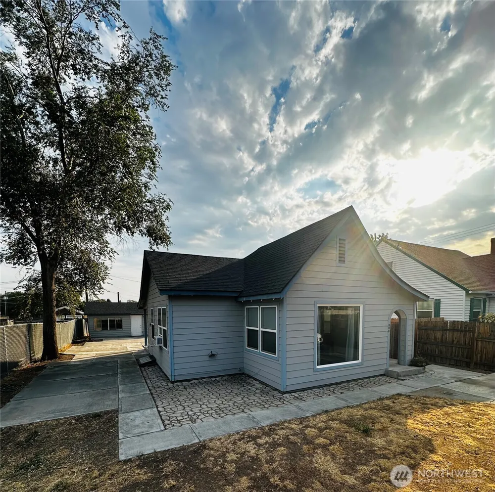260 SW 6th Avenue SW Ephrata, WA 98823