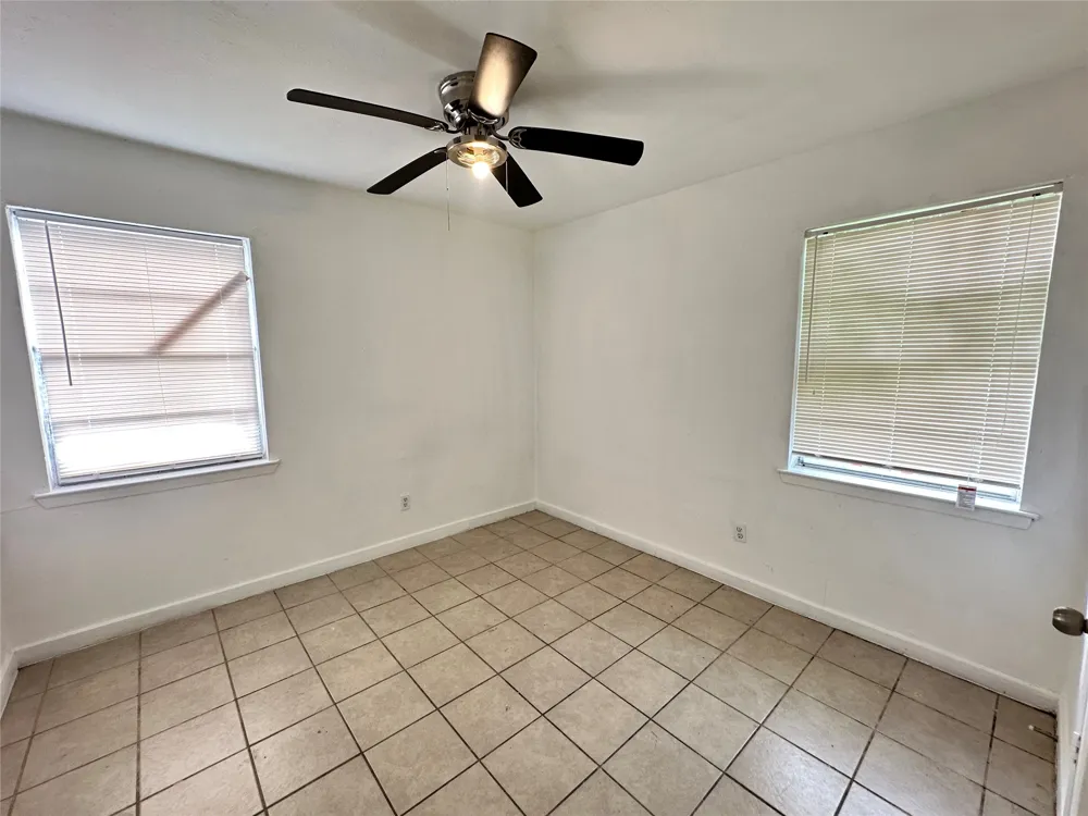4916 Mcdougal Street Greenville, TX 75401