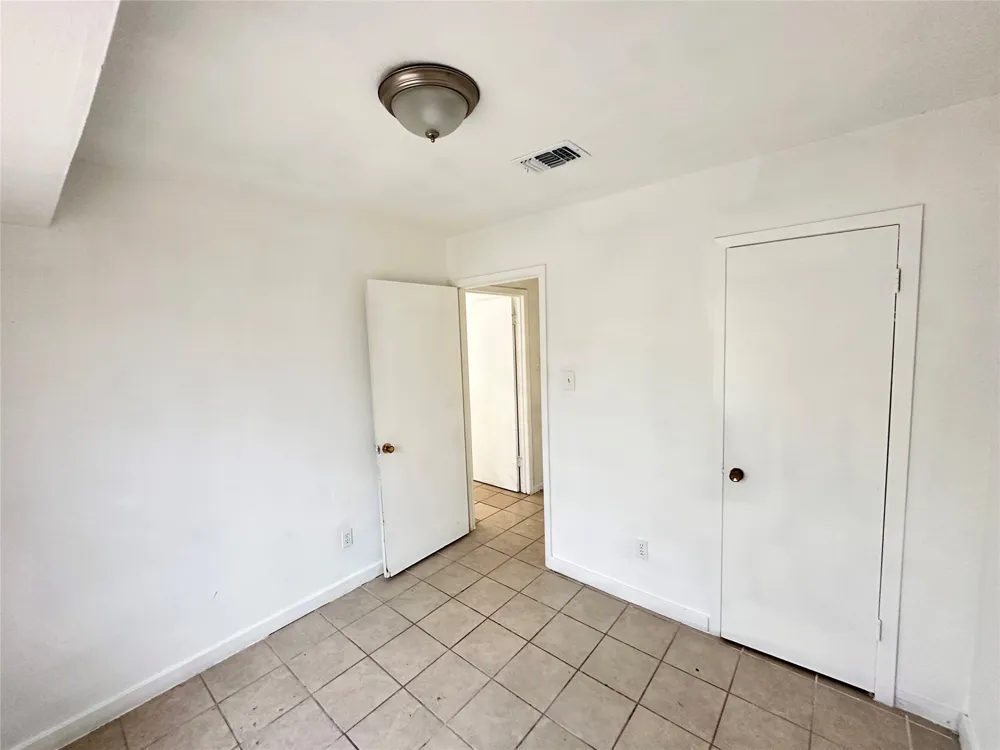 4916 Mcdougal Street Greenville, TX 75401