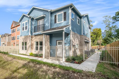 5262 Ella Boulevard #100A