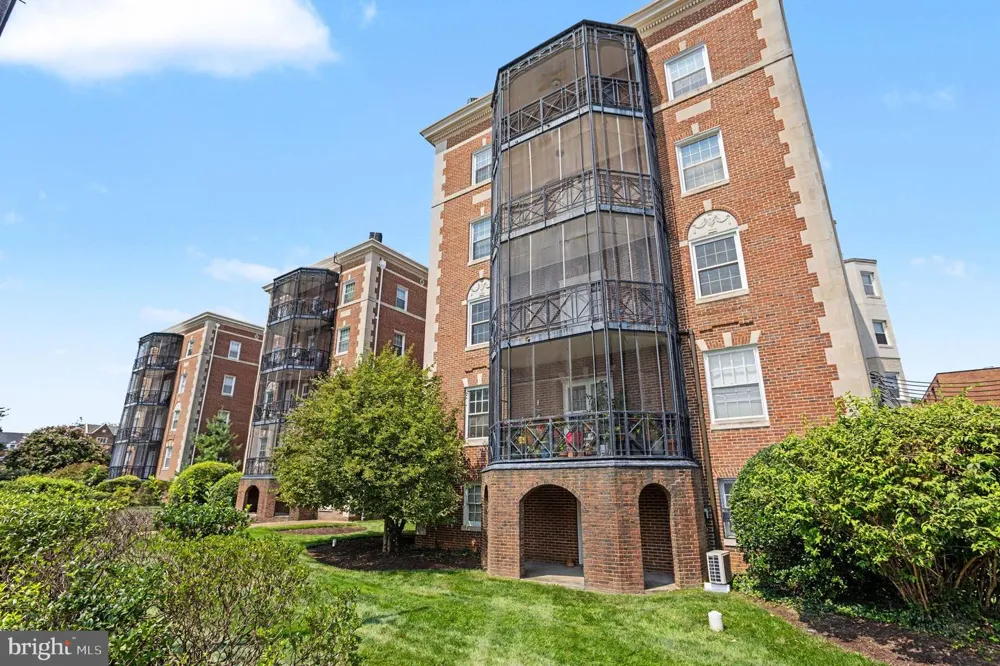 6701 PARK HEIGHTS AVENUE #2F Baltimore, MD 21215