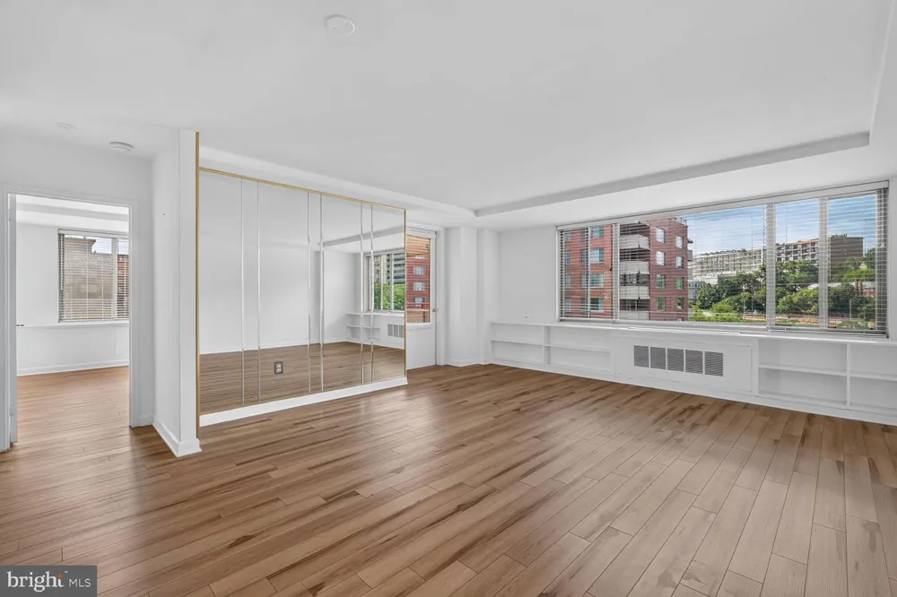 1121 ARLINGTON BOULEVARD #743 Arlington, VA 22209