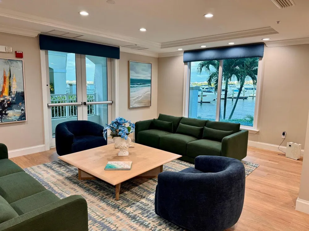 806 E Windward Way #424 Lantana, FL 33462
