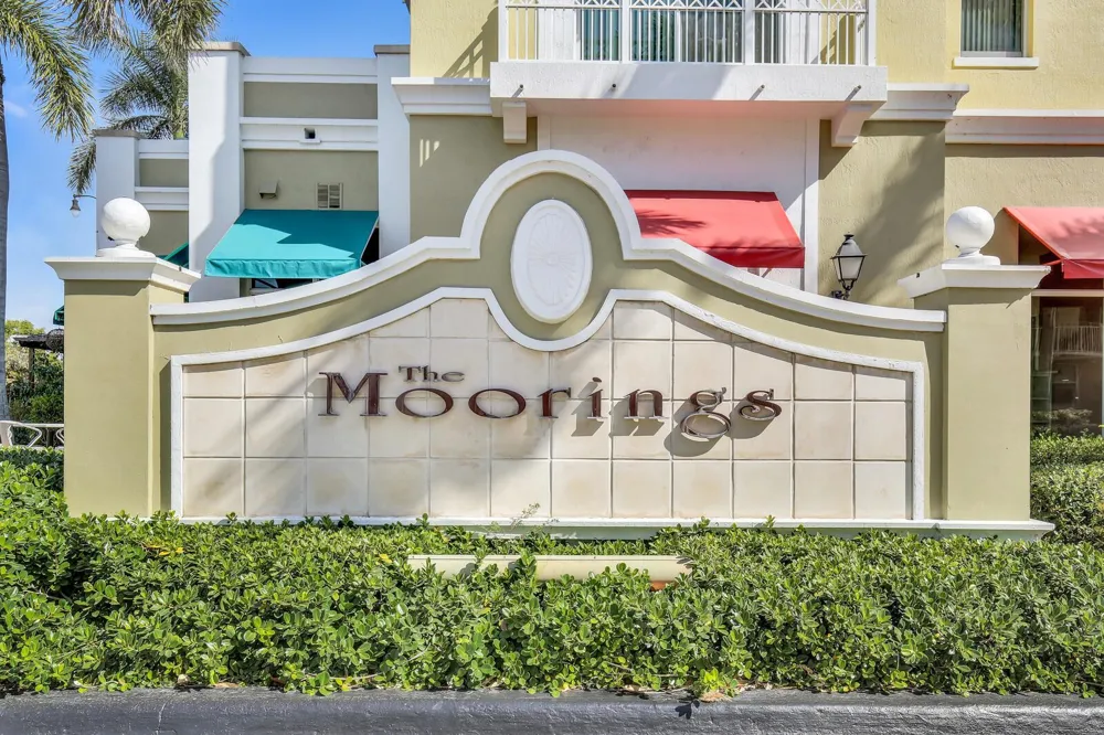 806 E Windward Way #424 Lantana, FL 33462