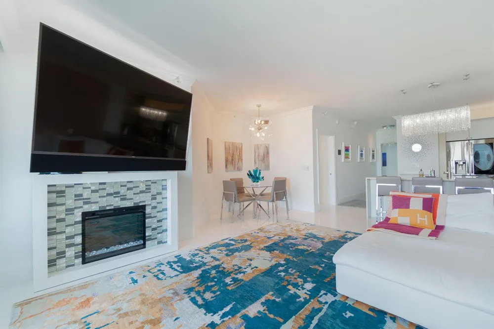 806 E Windward Way #424 Lantana, FL 33462