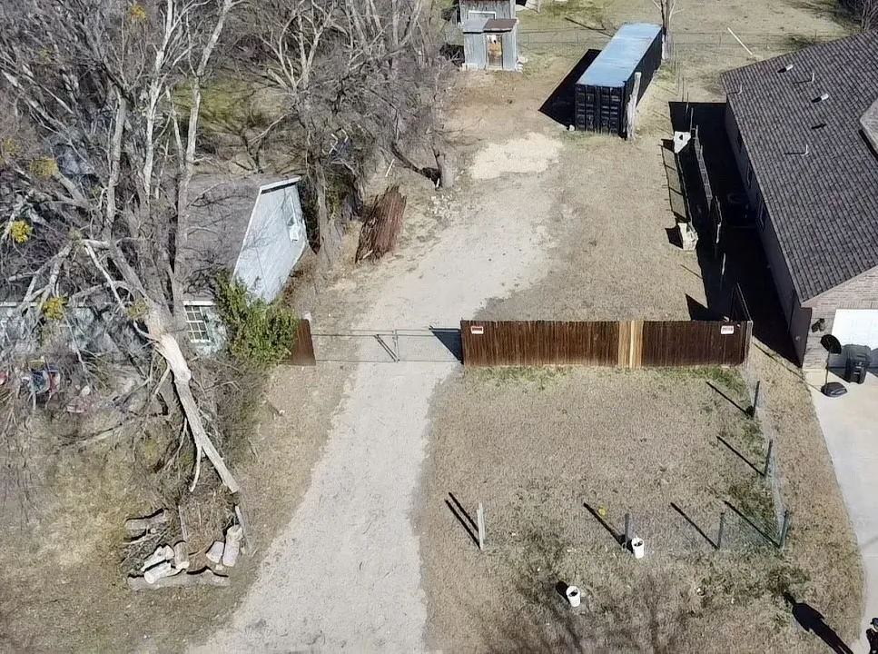 430 Sabine Avenue Cleburne, TX 76031