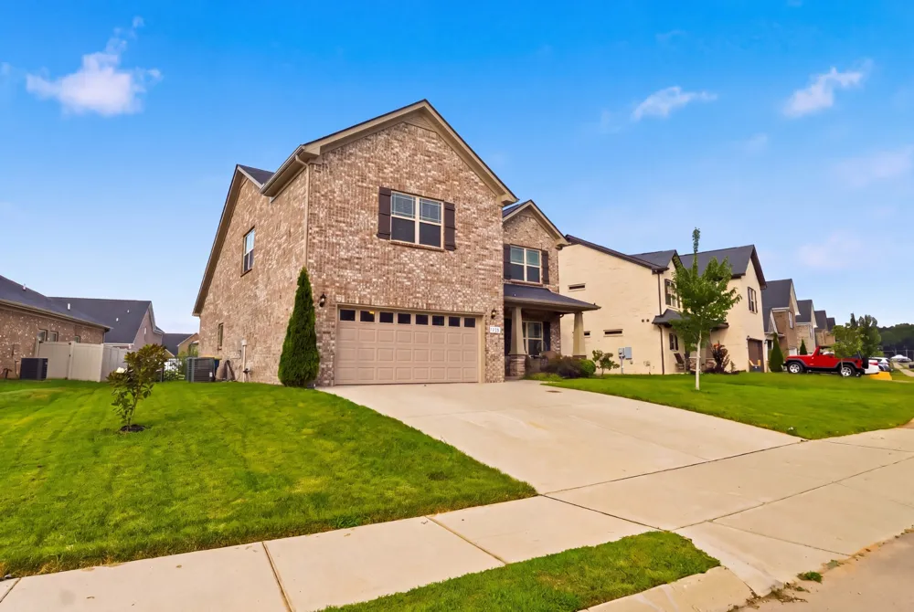 354 Moccasin Trl Spring Hill, TN 37174
