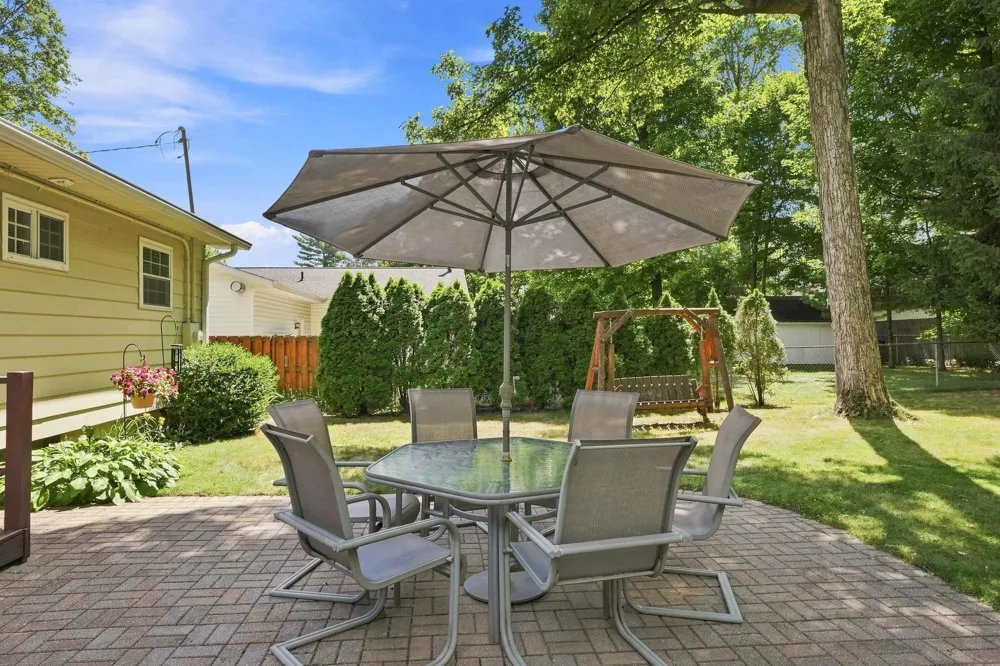 133 Winona Place Cadillac City, MI 49601
