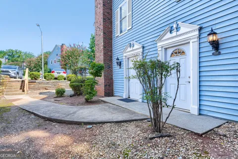 1119 Greenyard WAY