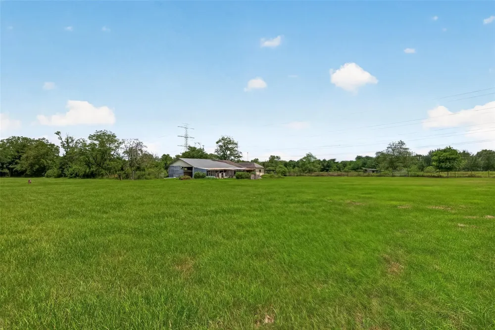13509 Krueger Road Guy, TX 77444