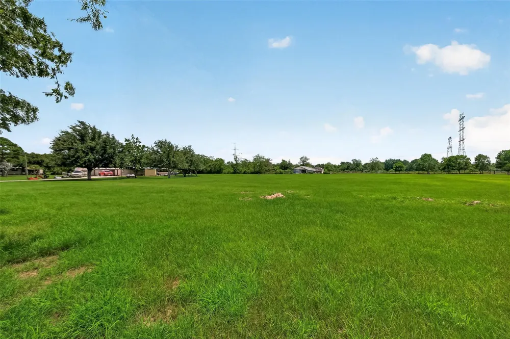 13509 Krueger Road Guy, TX 77444