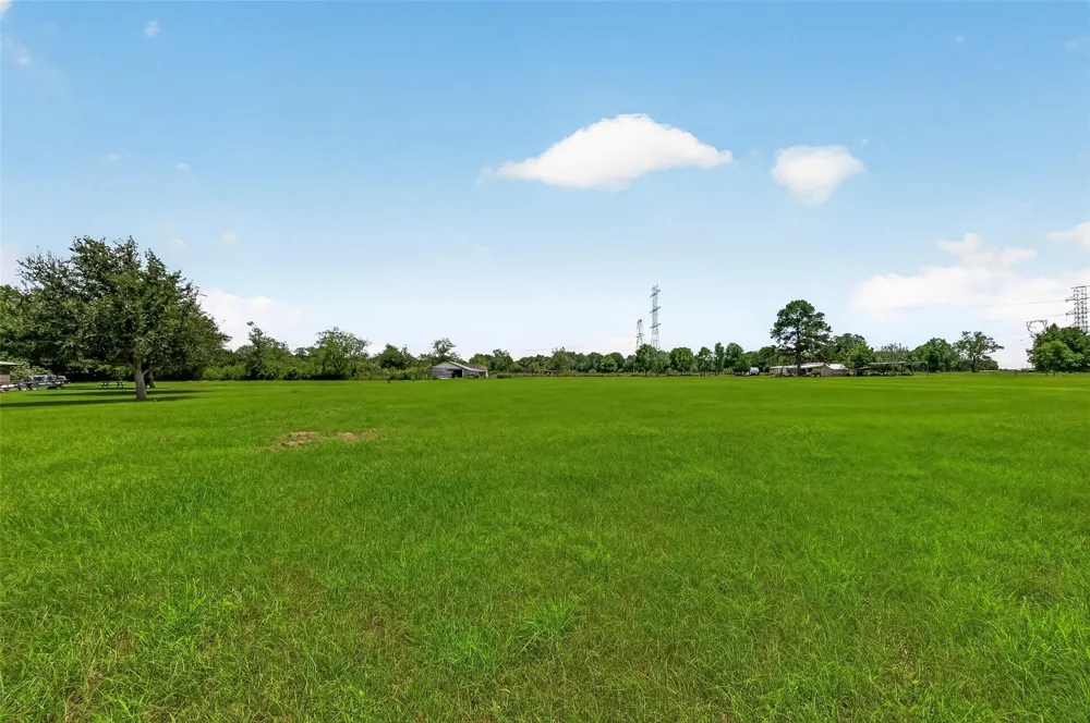 13509 Krueger Road Guy, TX 77444