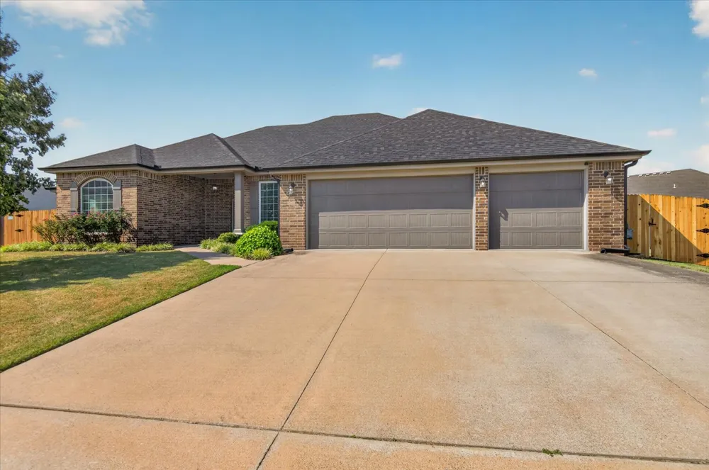 1019 Terri Drive Bartlesville, OK 74006