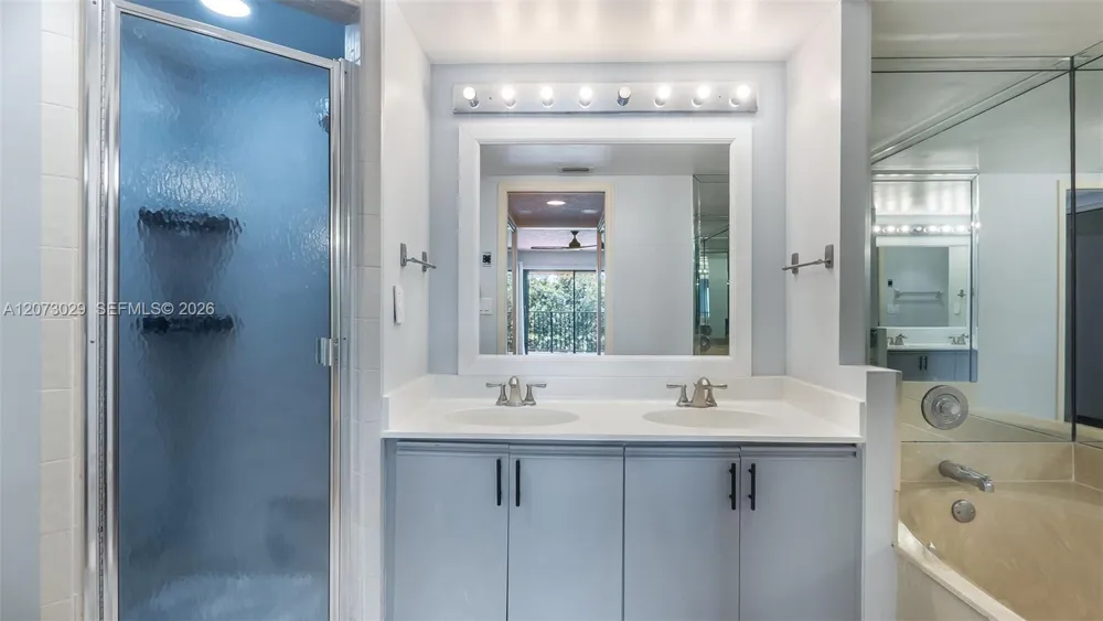 11112 Harmony Lake Cir Davie, FL 33324