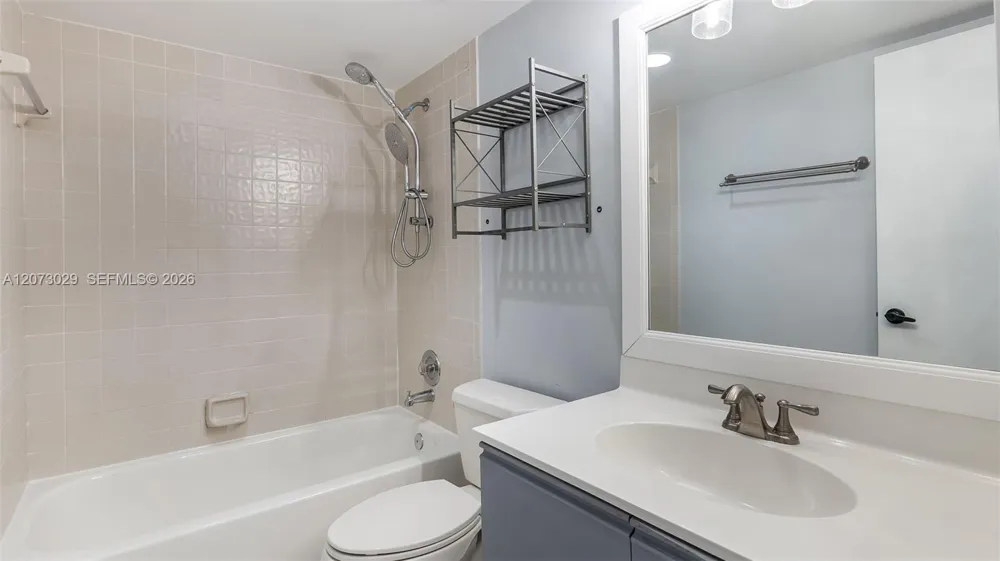 11112 Harmony Lake Cir Davie, FL 33324