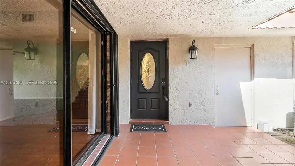 11112 Harmony Lake Cir Davie, FL 33324