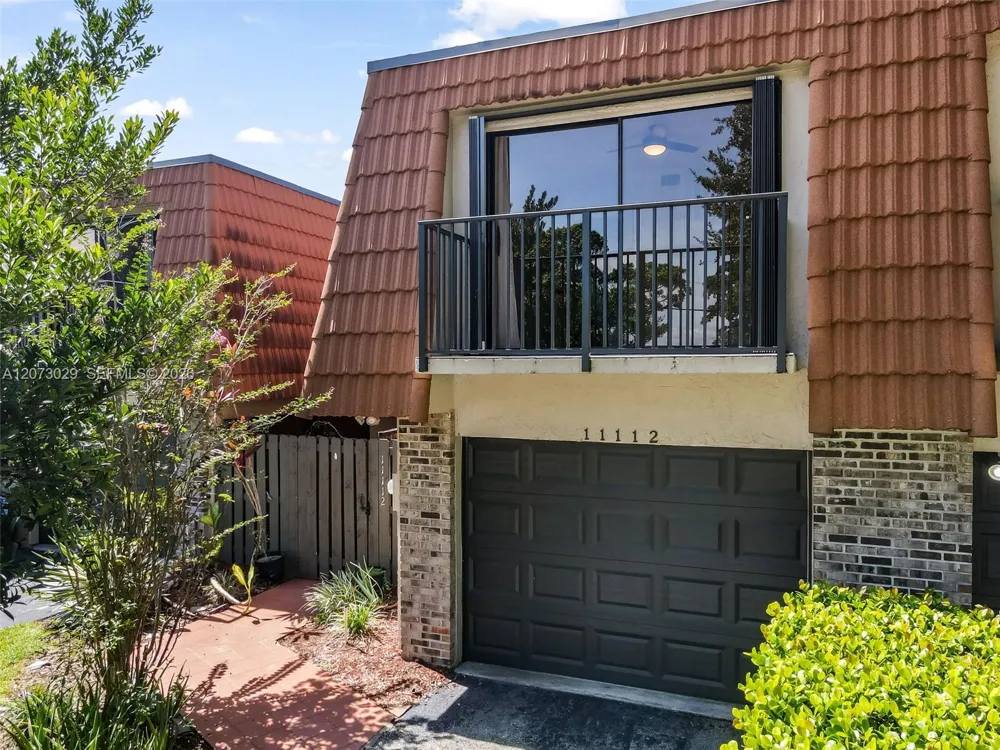 11112 Harmony Lake Cir Davie, FL 33324