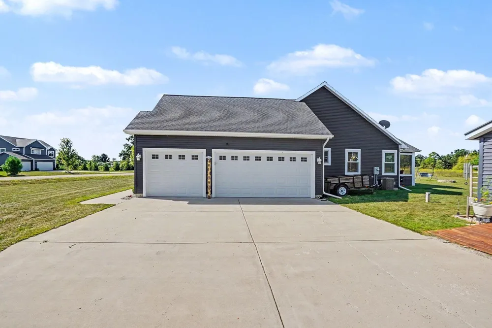 1501 Whitepine Court Deerfield Township, MI 48858