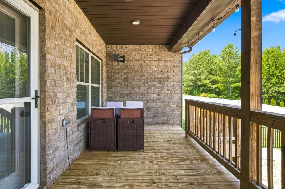 6023 W Mayflower Ct Greenbrier, TN 37073